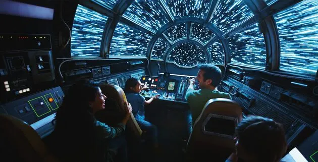 Millennium_Falcon-ride