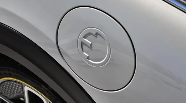 MINI Electric Design : laadingang