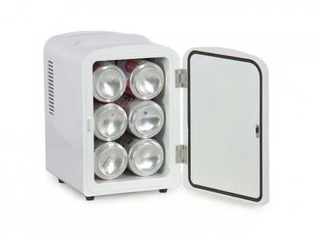 Je eigen gekoelde frisdrank naast je computer!