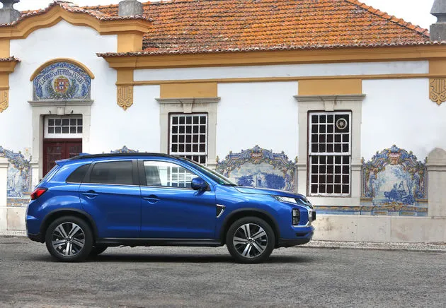 Mitsubishi_ASX_2019_02