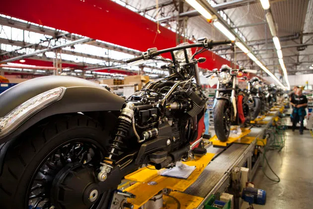 Moto_Guzzi_GXM_factory