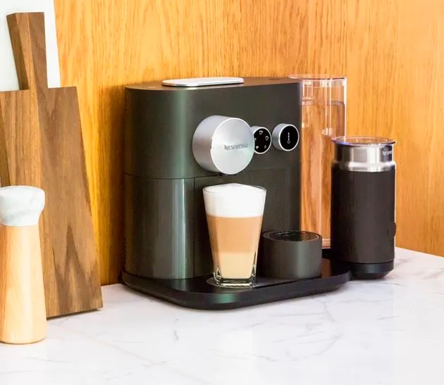 Nespresso Expert&amp;milk machine_sfeer2