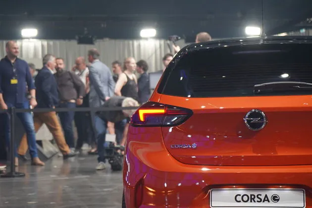 Opel_Corsa_e_5