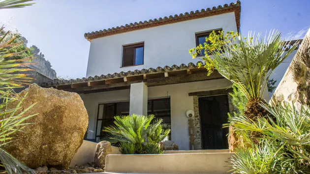 In vakantiehuis Otro Mundo (snelcode 21349) in Andalusi\u00eb kun je heerlijk tot rust komen.