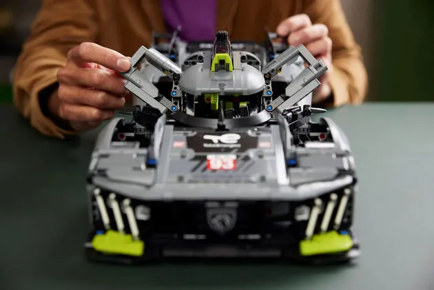 Peugeot-lego-3