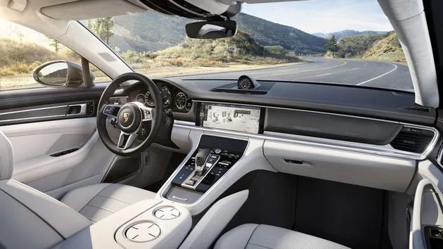 Porsche-panamera3