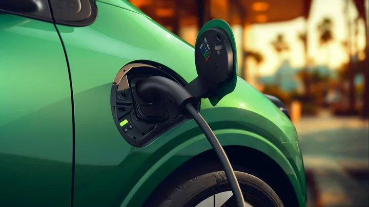 Renault Twingo E-groen_laden