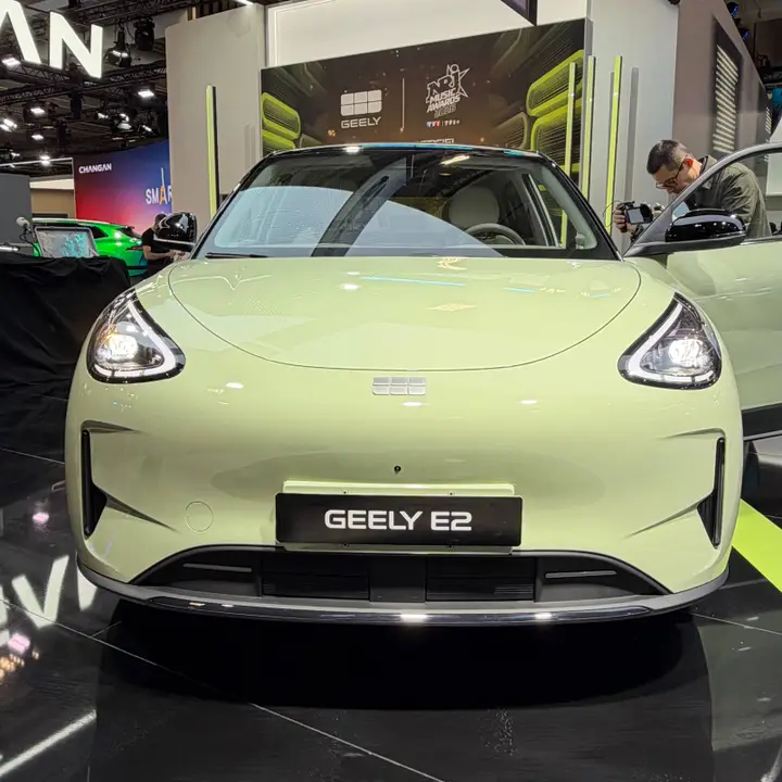 Geely-E2