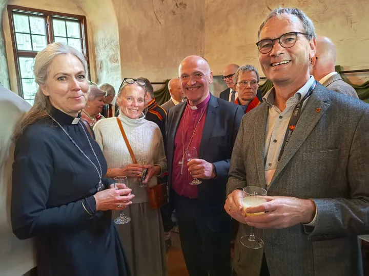 Domprost i Nidaros Kristin Moen Saxegaard, stiftsdirektør Eigil Morvik i Tunsberg bispedømme og biskop Jan Otto Myrseth