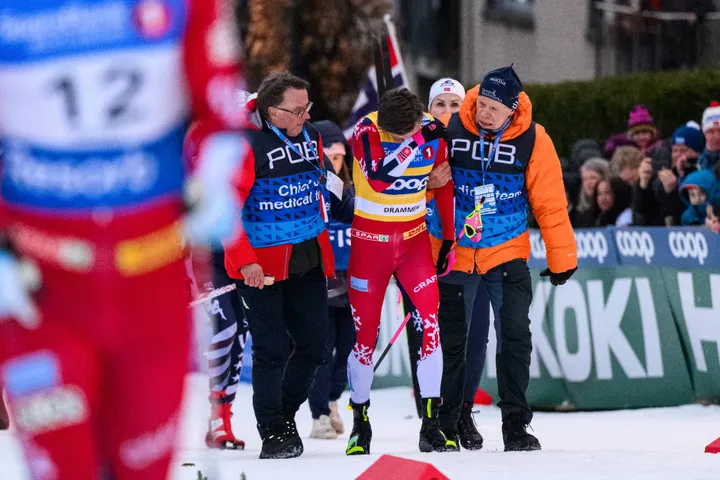 Under sprinten i Drammen fallt Johannes og fikk en smell i hodet.(Foto: Bildbyåran)