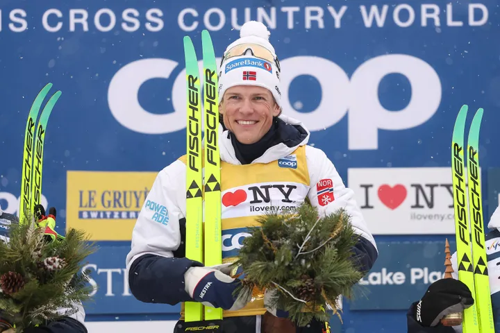 Øverst på pallen igjen, Johannes Høsflot Klæbo.(Foto: Bildbyrån)