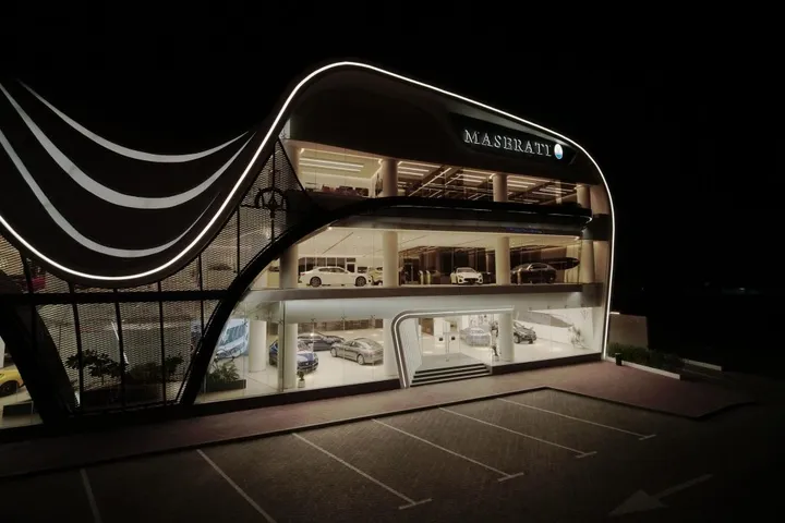 01 al tayer motors maserati showroom dubai 1024x682 1024x682
