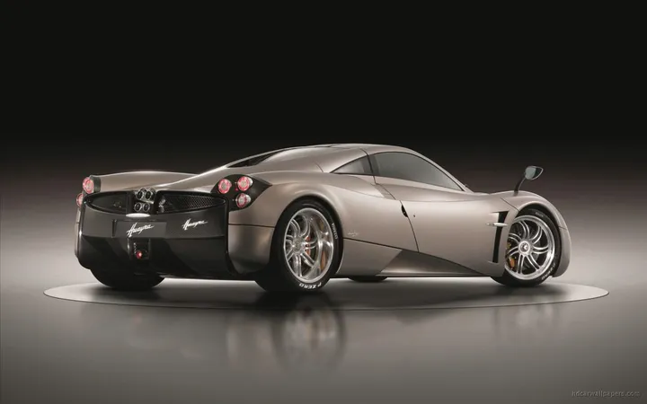 2011 pagani huayra 3 wide 1024x640