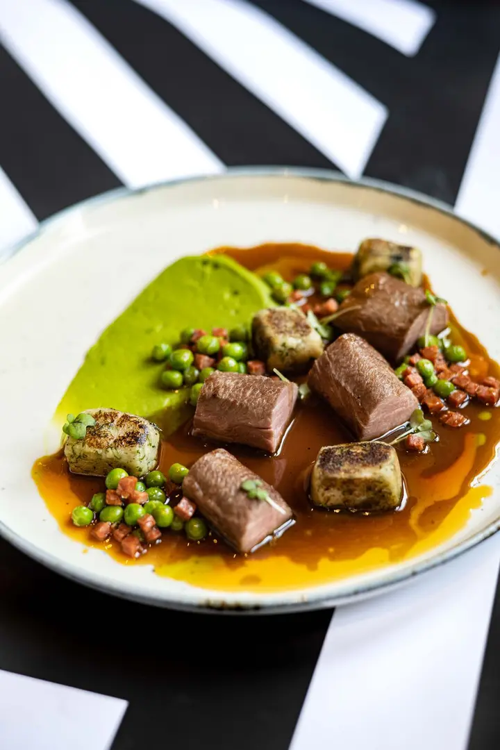 2022 aam arca lamb rack bread bread gnocchi chorizo green pea puree mint jus 2 medium