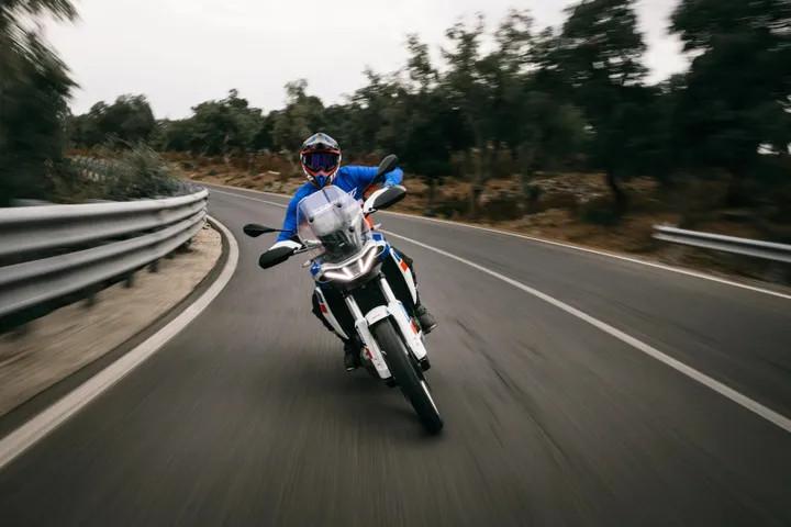 210902 aprilia tuareg 1644jpg