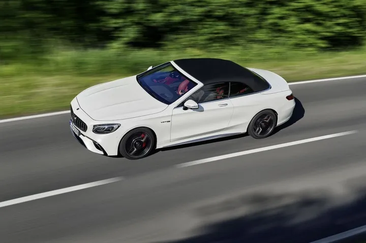 4f152e5f9d 2018 mercedes amg s63 s65 coupe cabriolet 37