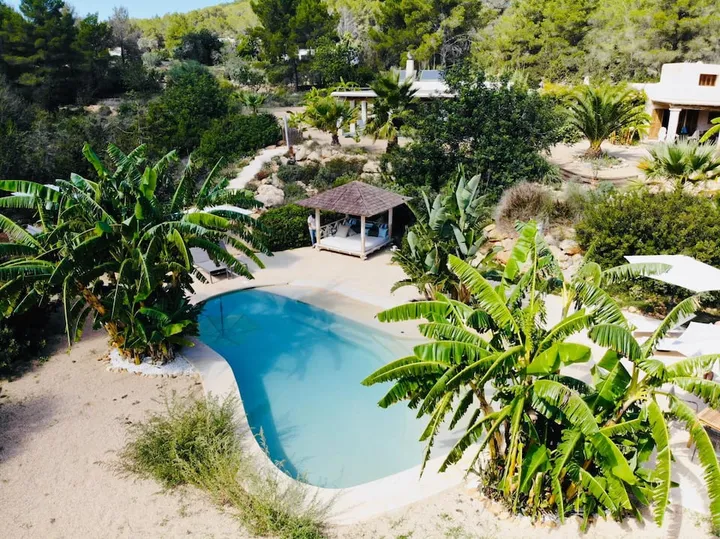 5b736cd9 341a 4106 beec b31c09236fa7