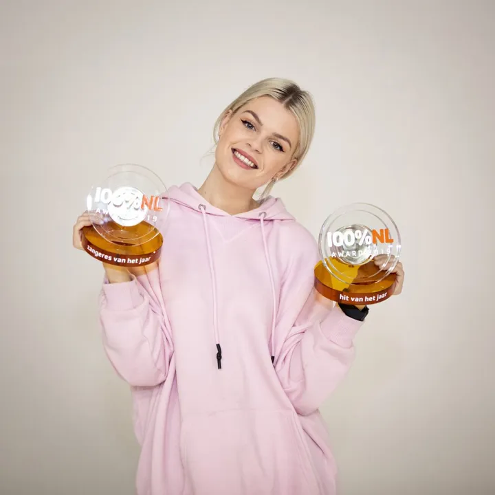 davina michelle giovanni de deugd 100pnl awards 2020 4 1024x1024