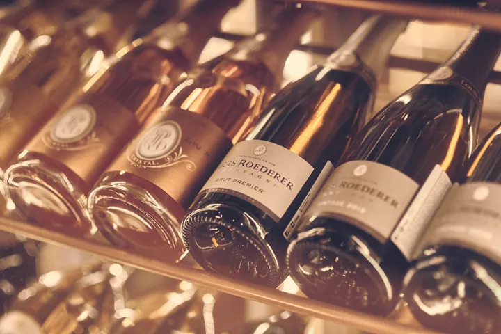 depositphotos 405475482 s