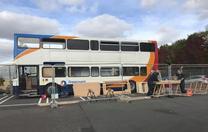 double decker bus homeless shelter 12 5a1c2537db188 700