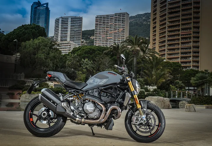 ducati monster 1200 s static 0103
