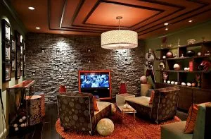 fabelhaft tapeten leuchter sofa regale 300x197