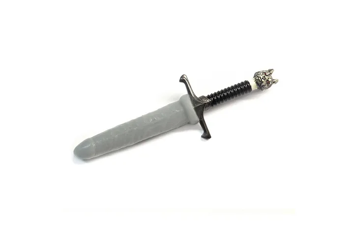 fhm game of thrones dildo01