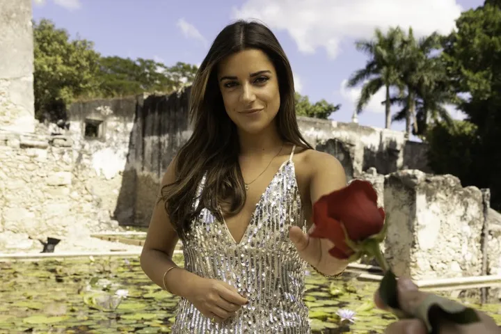 foto 12 bachelor merel