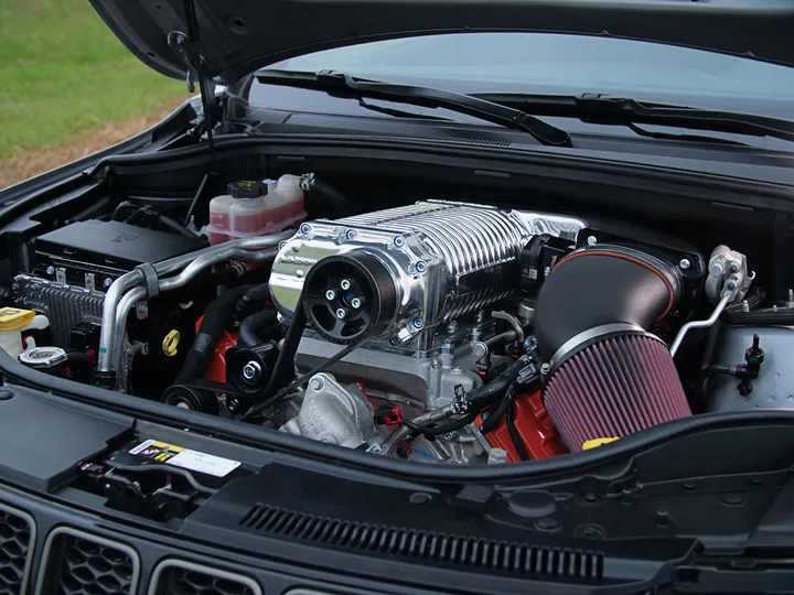 hpe1200 jeep trackhawk world record qt mile 8 min