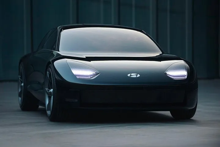 https hypebeastcom image 2021 12 hyundai shuts down hydrogen combustible engine development divisions 001