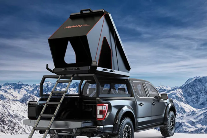jackery solar generator for rooftop tent 2 1440x960 1