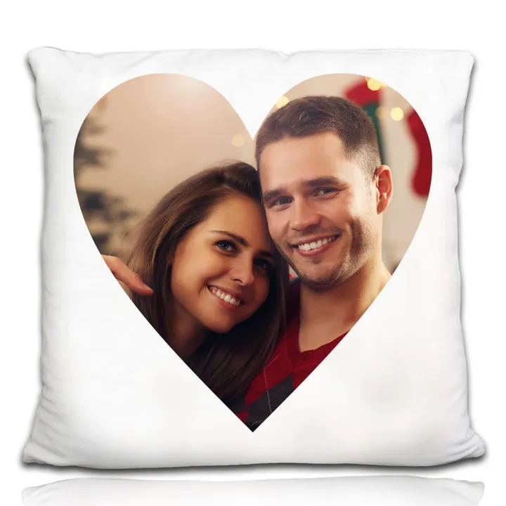 kussen met foto in hartjesvorm cadeautjes nl 20997 cd800414 1024x1024
