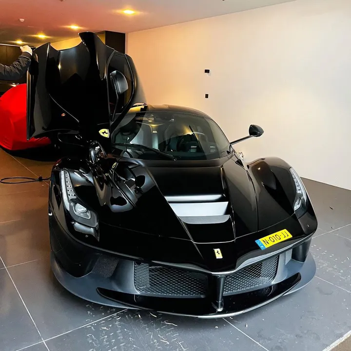 laferrari zwart nederlands kenteken 2