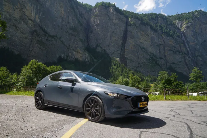 mazda 3 roadtrip fhm23