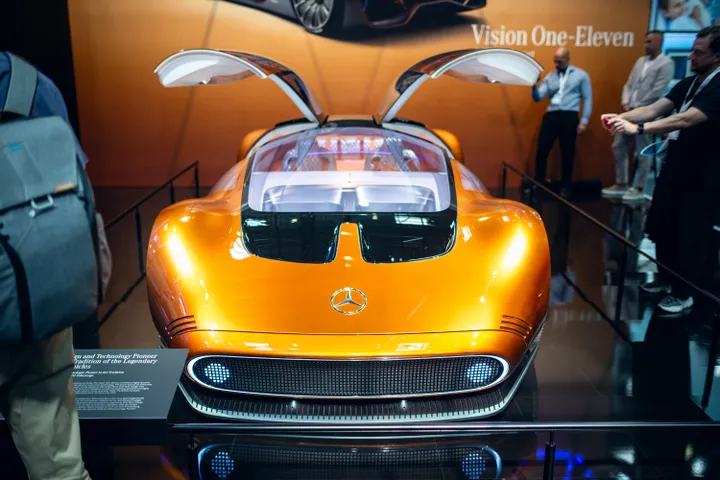 mercedes vision one eleven 2 3