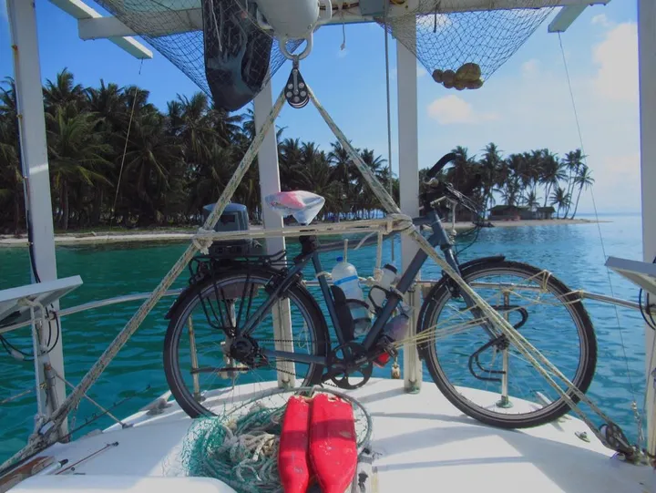 op de zeilboot van panama naar colombia duurde 4 dagen ging langs san blas eilanden super vet 1024x769