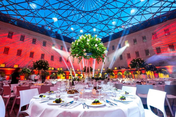 open pleyn diner wit rond 3 scaled