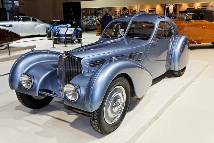 paris retromobile 2012 bugatti type 57sc atlantic 1936 001 1024x683