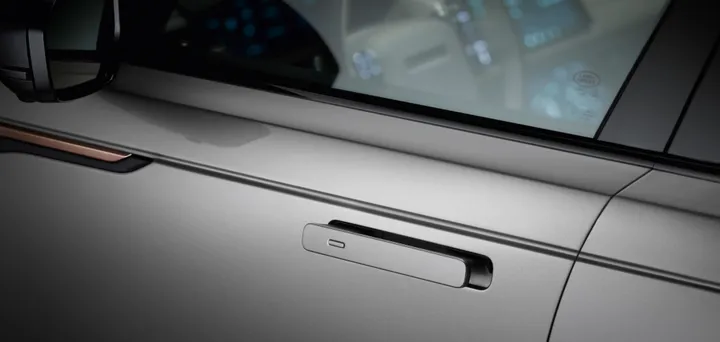 rr velar 18my 409 gbl ext details 010317 kopie