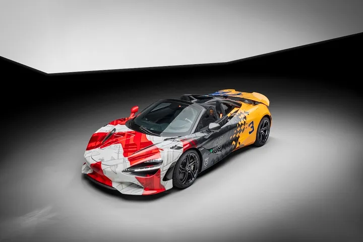small 15648 mclarentriplecrownartcar
