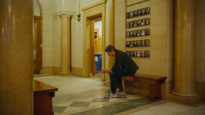 vpro sander versus de socials still3 c tonny media