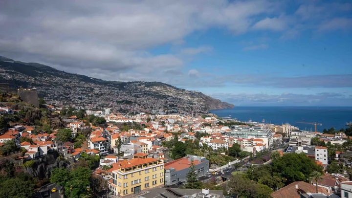 &nbsp;Waarom het hotel 'The Views Baia' heet.&nbsp;