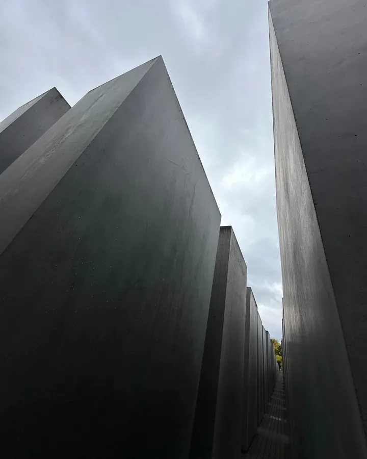 Het indrukwekkende&nbsp;Holocaustmonument&nbsp;