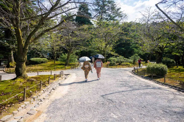 hokuriku japan cr web 04629