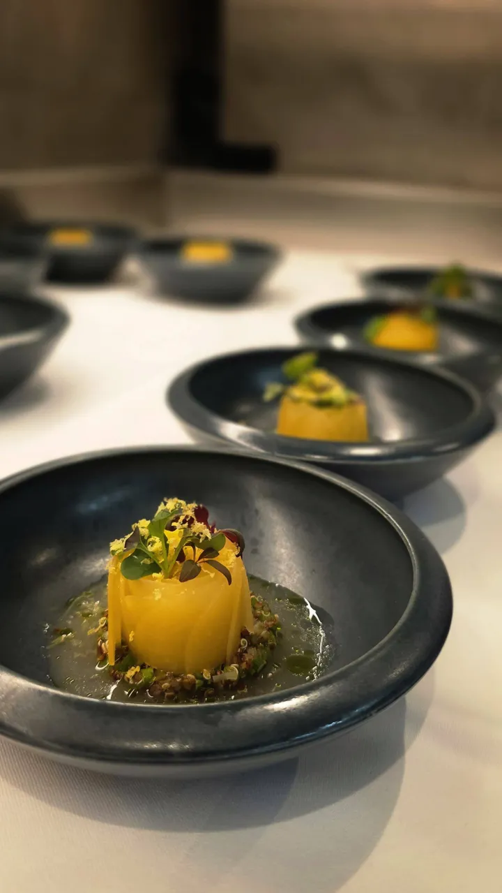 R21_Kohlrabi Salsa of quinoa:green asparagus - umeboshi vinaigrette