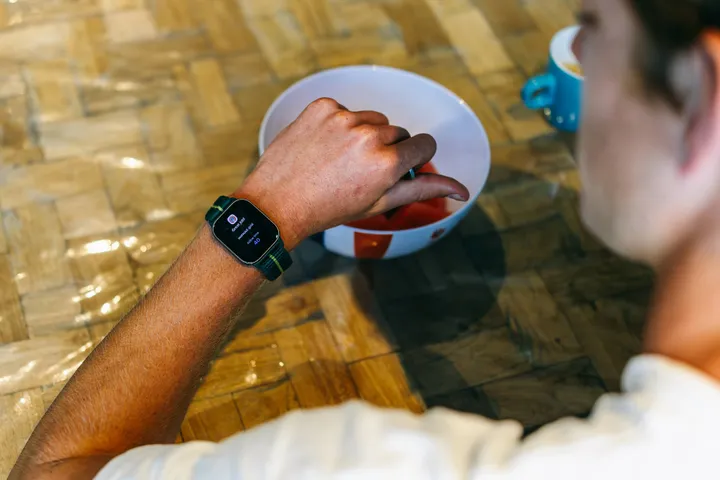 FHMxLeonLuinixMotorola-67