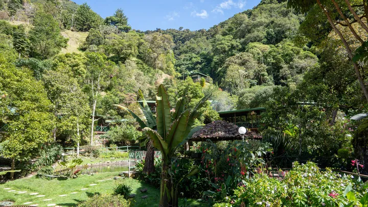 COSTA RICA_2025_CR_FHM Web-07222