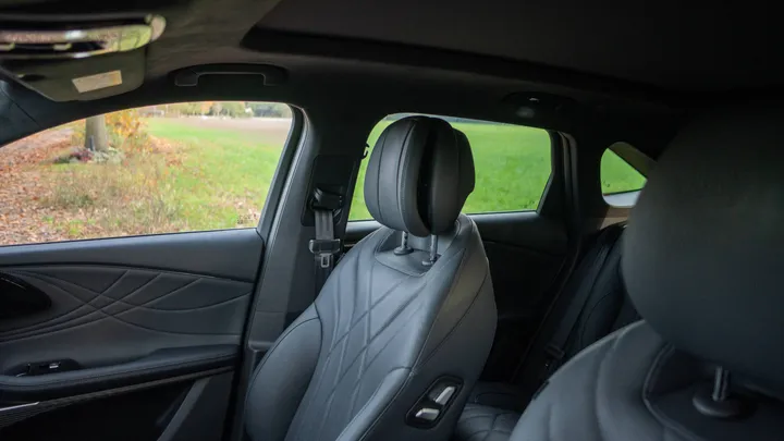 Omoda 9 Review FHM-07581