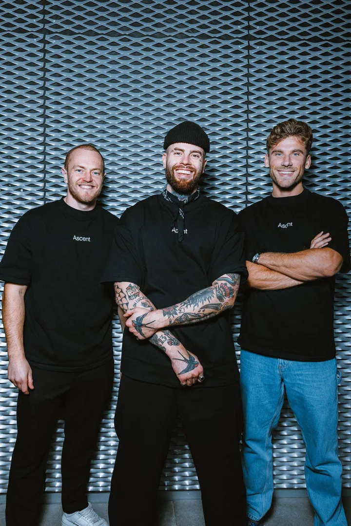 PHOTO-2025-11-24-09-34-54