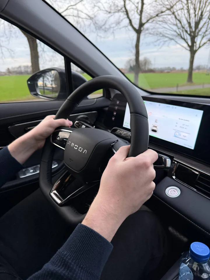 Omoda_5_SHS-H_-_FHM_Footage_voor_reel_+_stories_Camera_1_IMG_8975